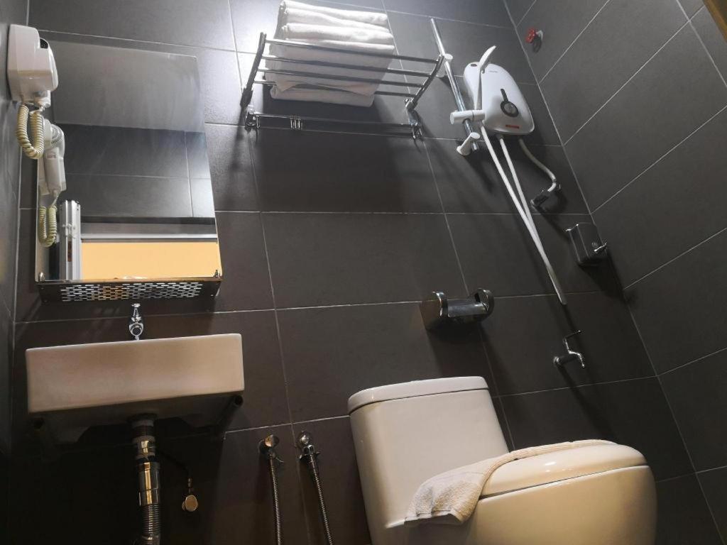 Pendang Suite Hotel Plt Buitenkant foto